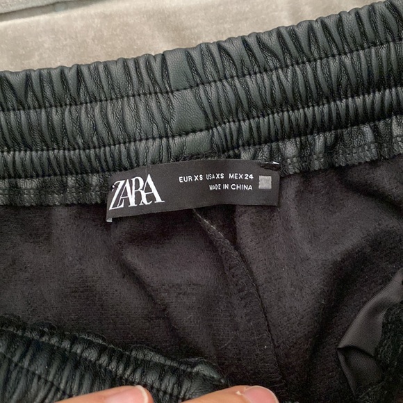 Zara faux leather jogger style trousers like new - Picture 5 of 8